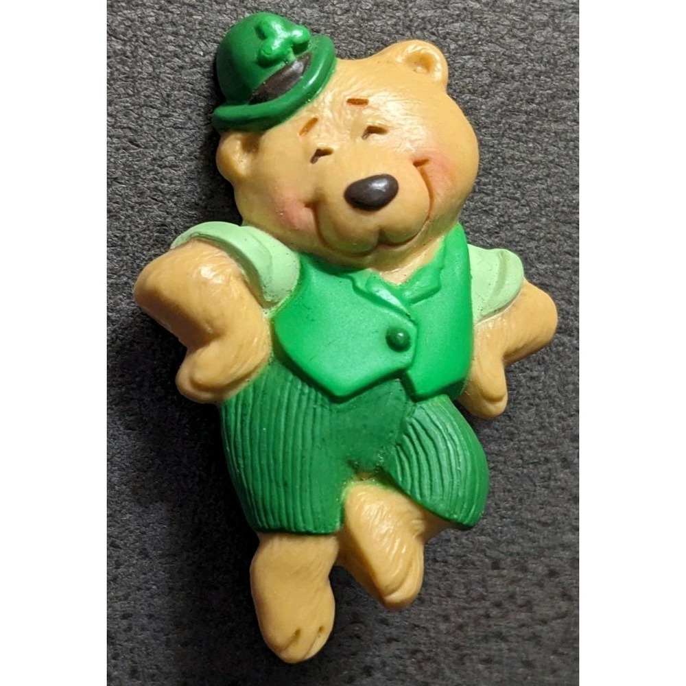 Vintage Hallmark Dancing Bear Pin St Patrick's Day Jig 1986 Leprechaun Shamrock